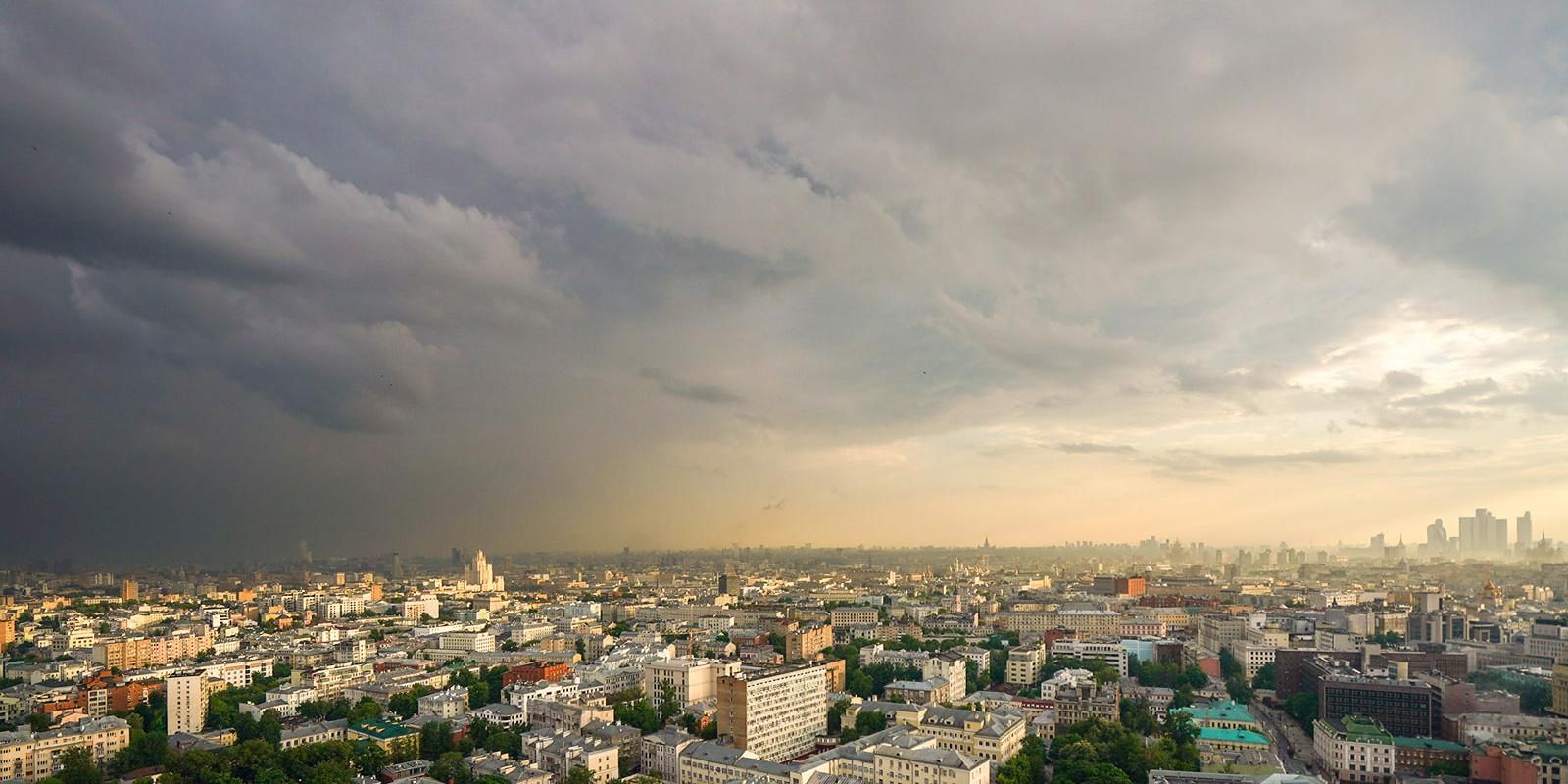 Климатолог Чернокульский: Грозовой сезон в Москве становится длиннее