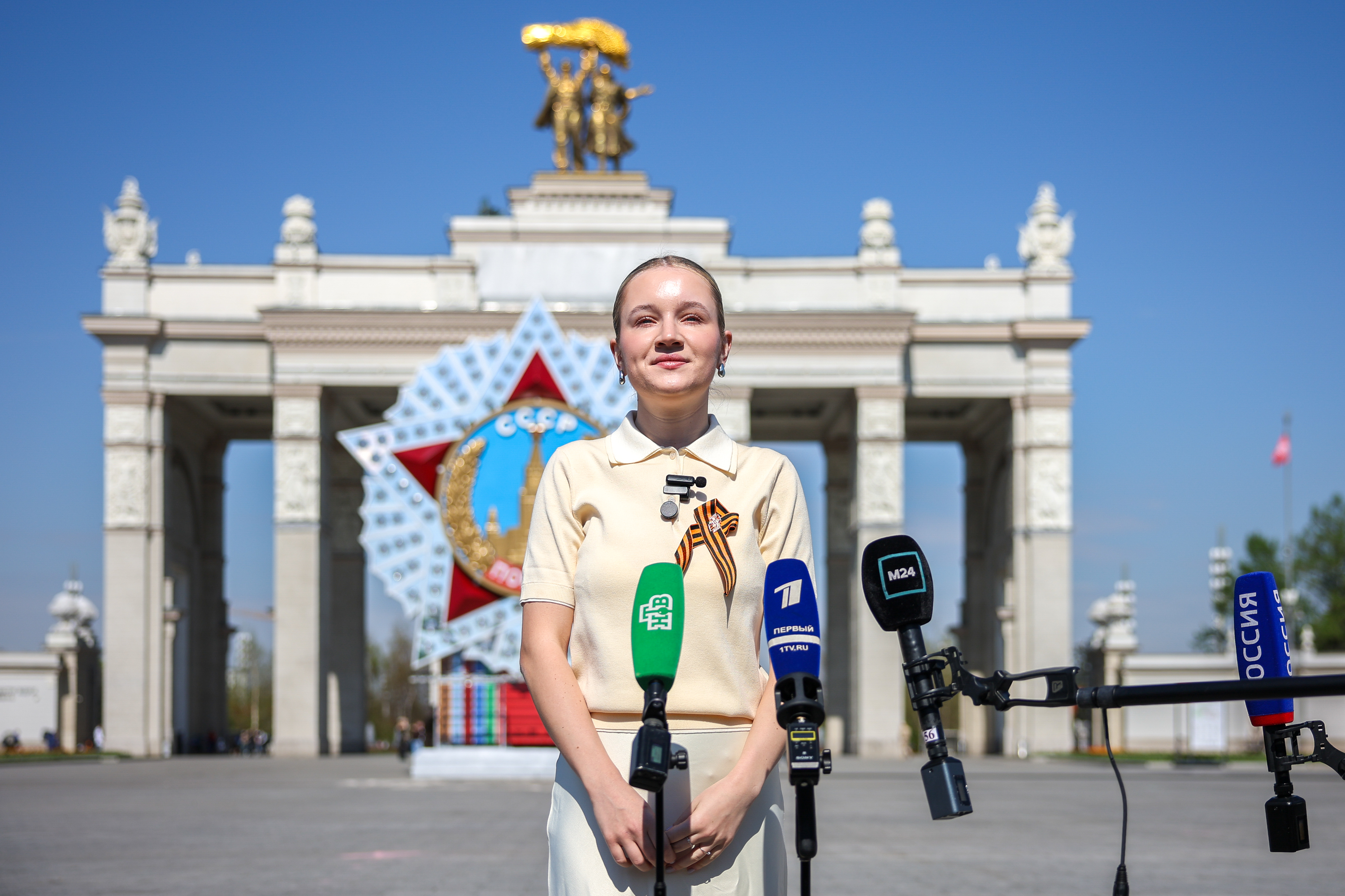Акция «Вальс Победы» на ВДНХ