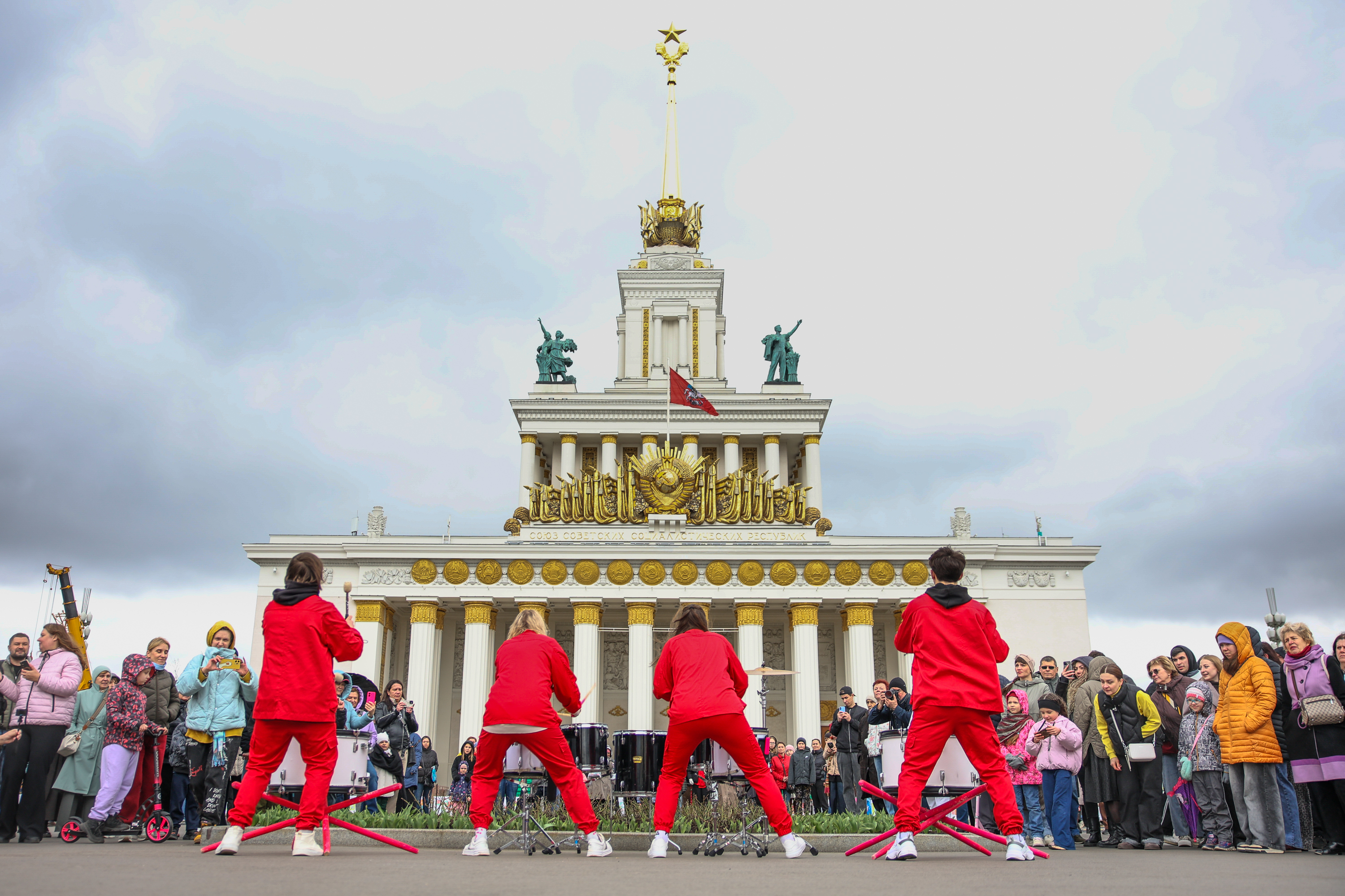 Насыщенная программа запланирована на ВДНХ в весенне-летнем сезоне