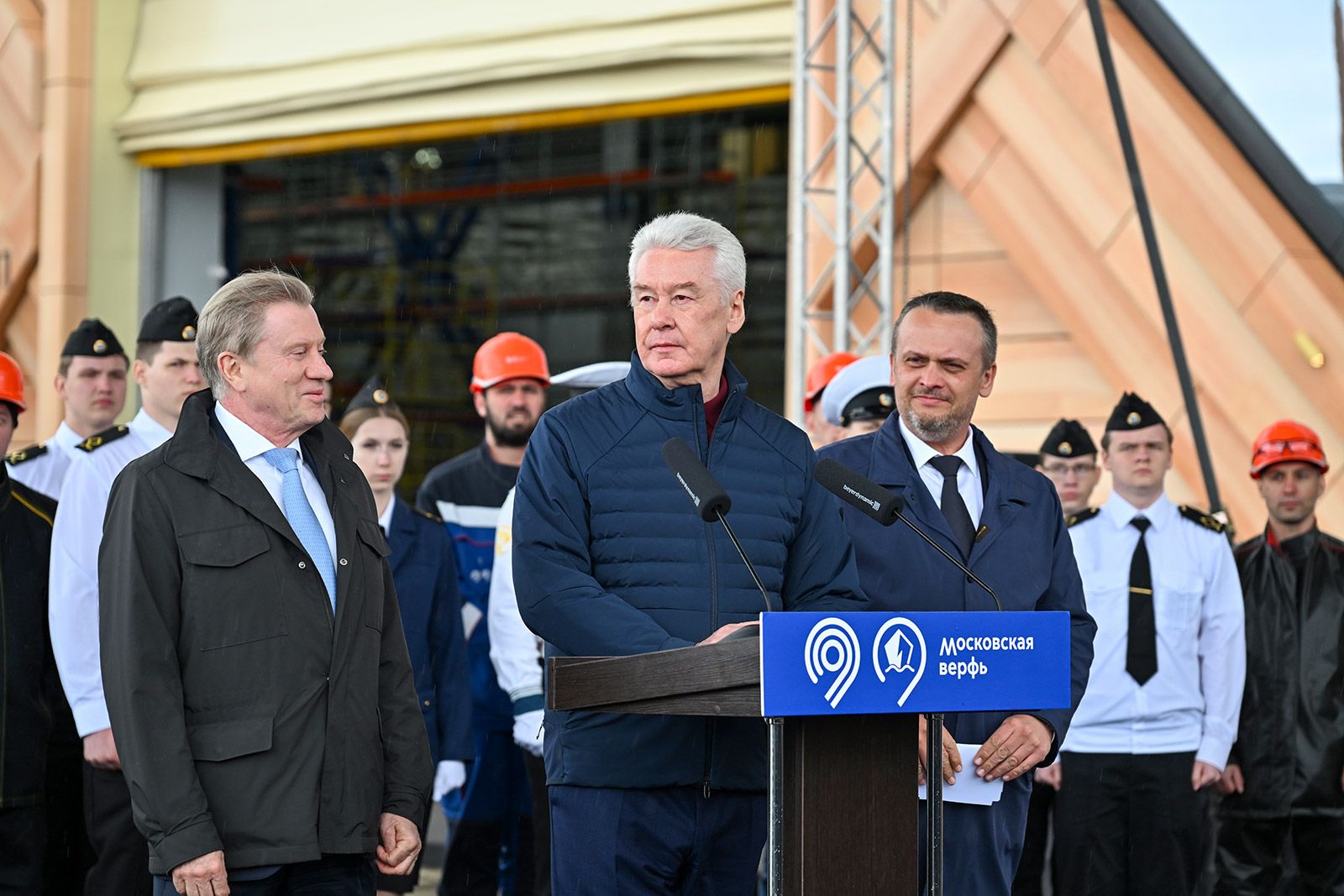 Собянин: Первые электросуда проекта «Москва 1.0» спущены на воду