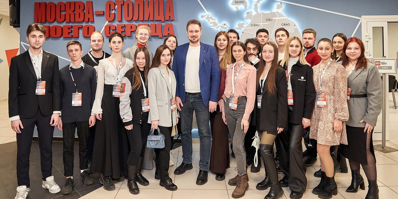 Опрос о мечтах горожан ко Дню молодежи проведут в столице в июне