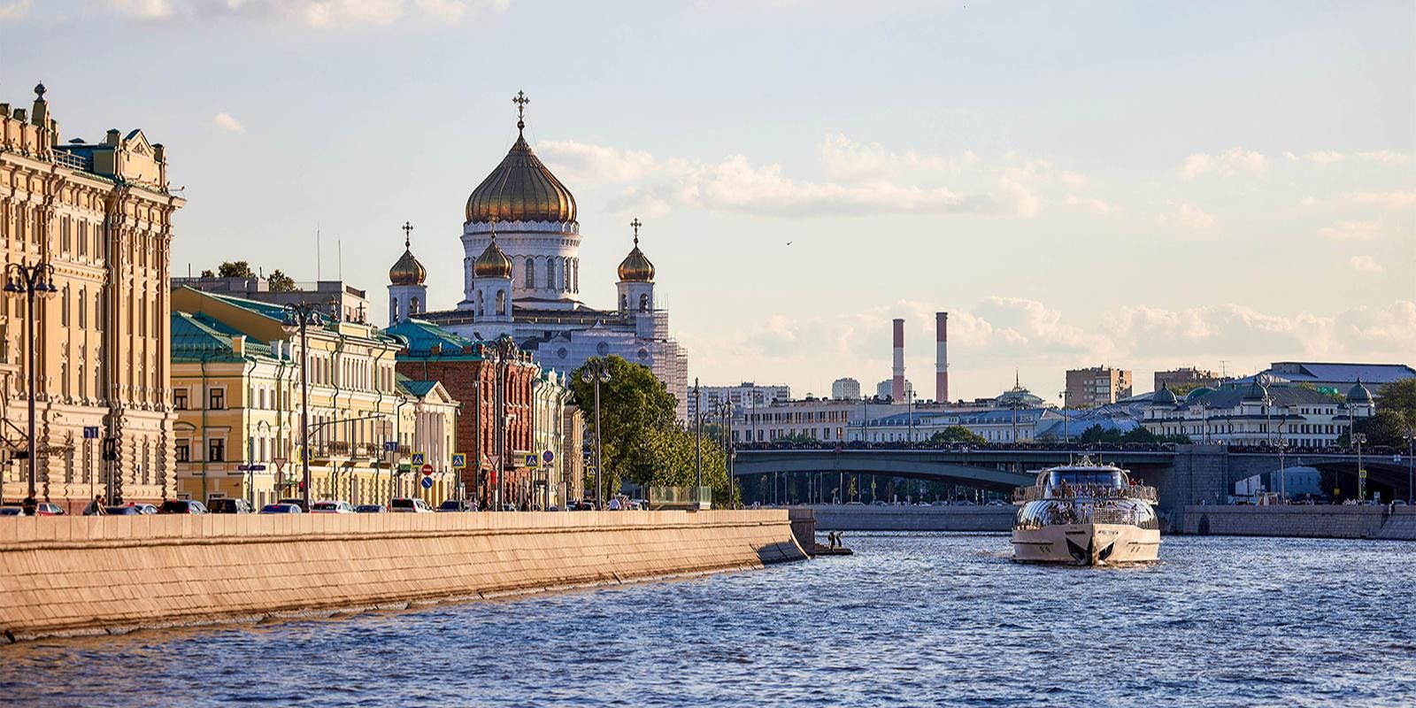 «Оранжевый» уровень опасности из-за жары продлен в Москве до среды