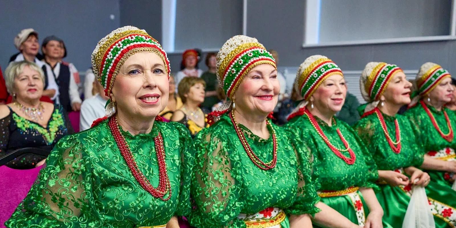 Горожанам рассказали, как отметят День России в «Московском долголетии»