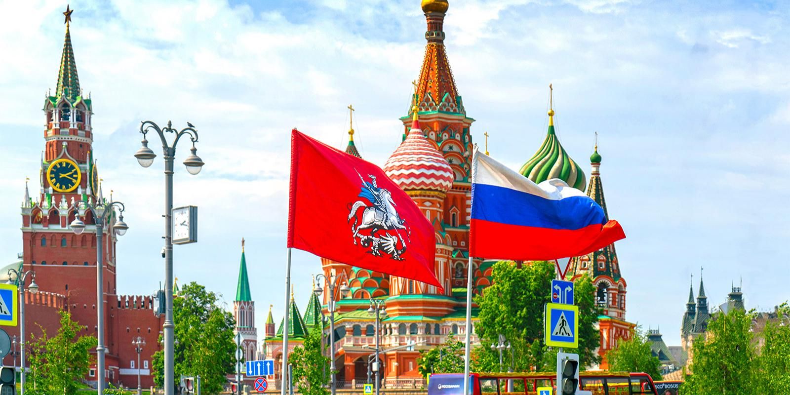 Собянин поздравил москвичей с Днем России
