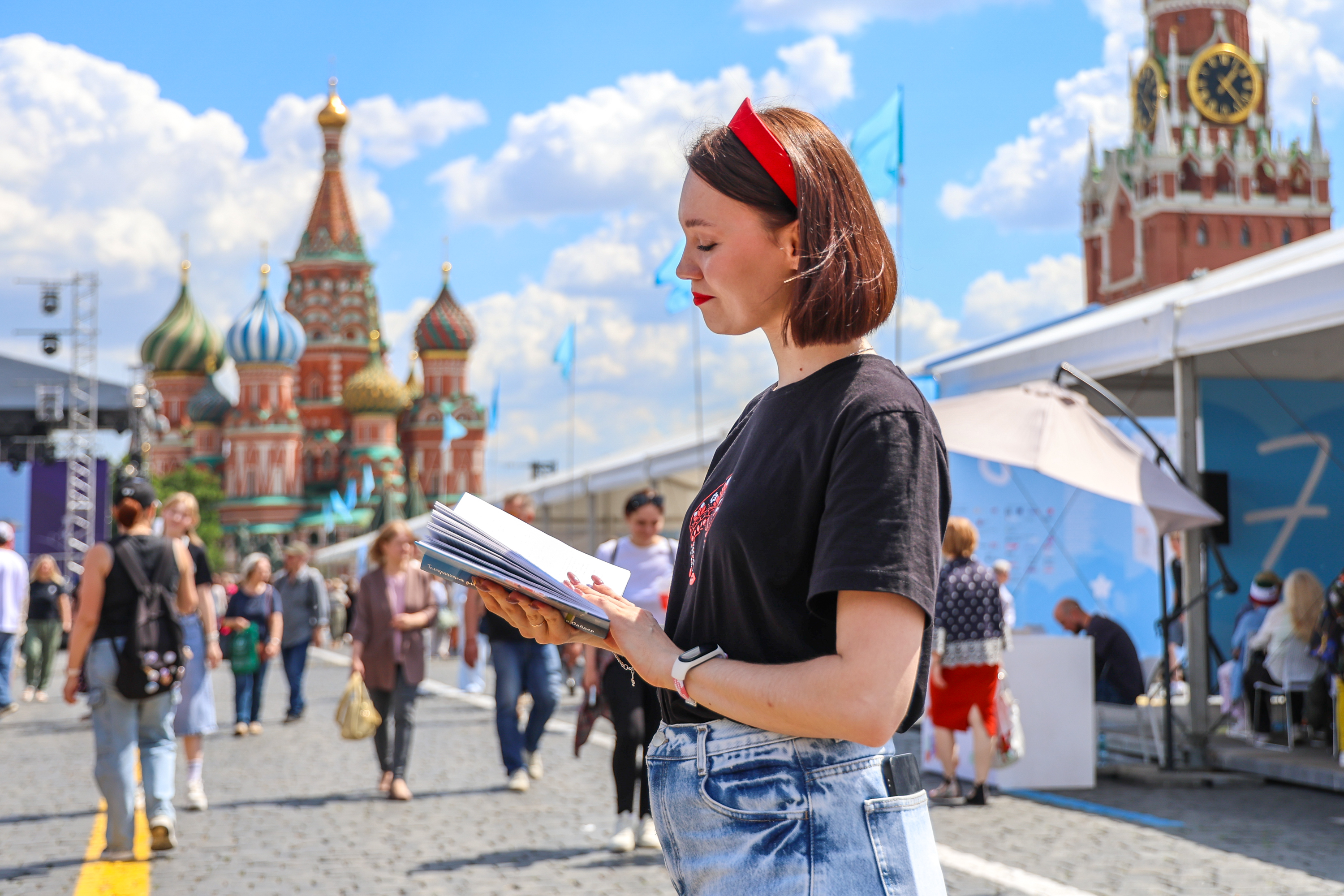 XII Книжный фестиваль «Красная площадь»