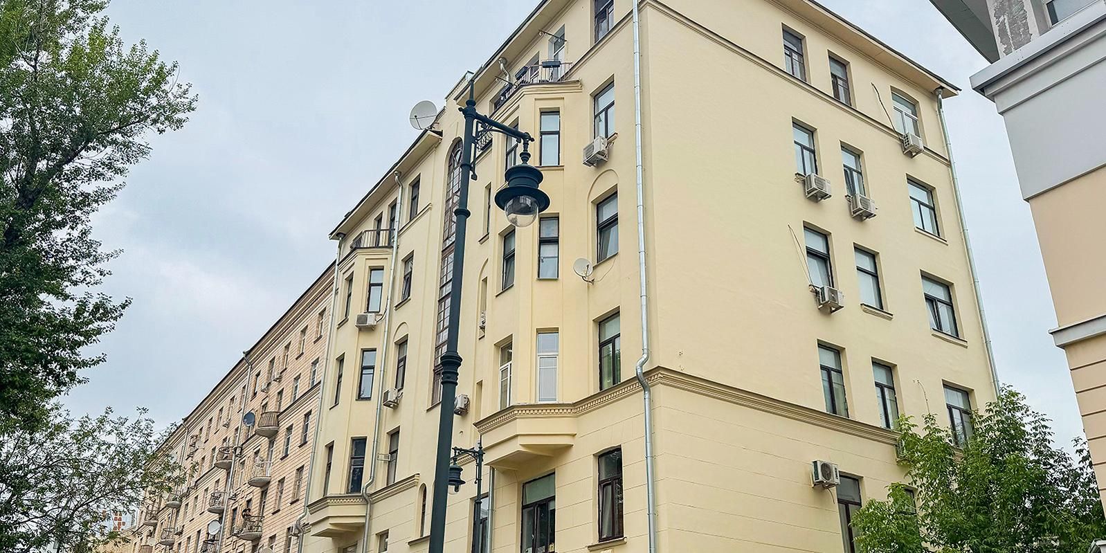 Свыше 80 зданий в оттенках слоновой кости обновили в столице с 2015 года