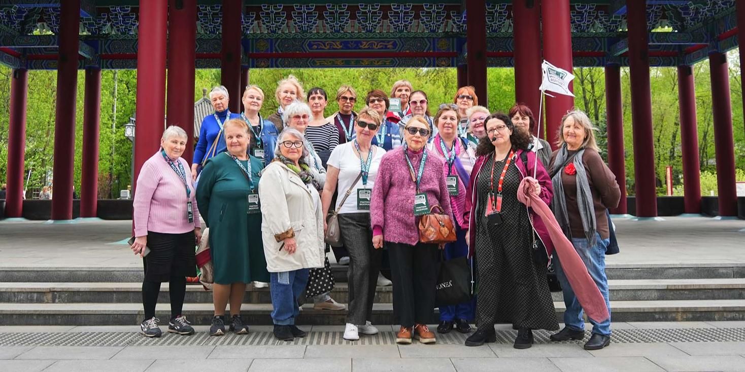 Участников «Московского долголетия» ждут экскурсии в усадьбы и Сергиев Посад в июле