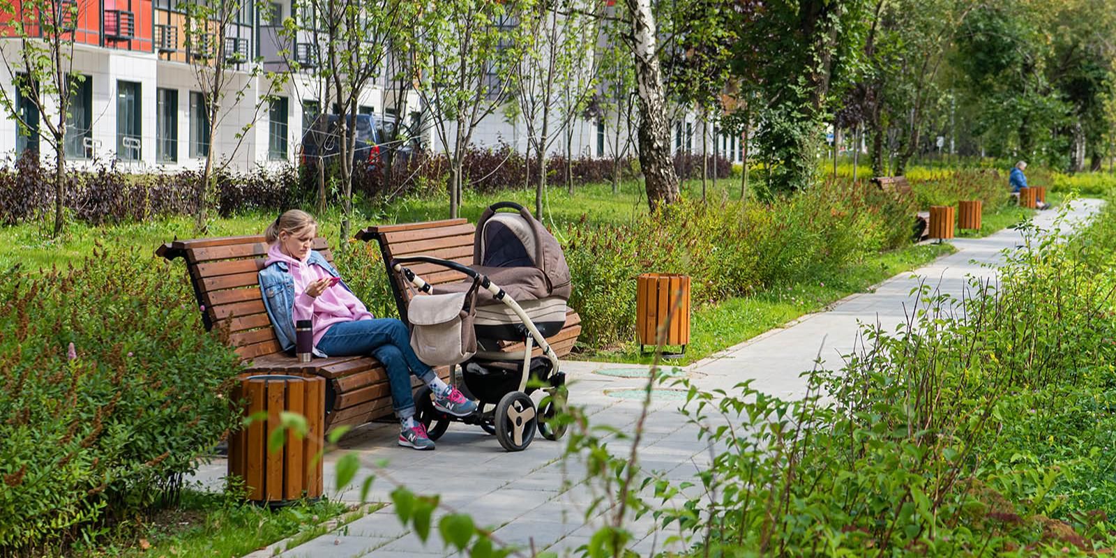 Жители города могут оставить заявки о недочетах в содержании дворов на портале «Наш город»