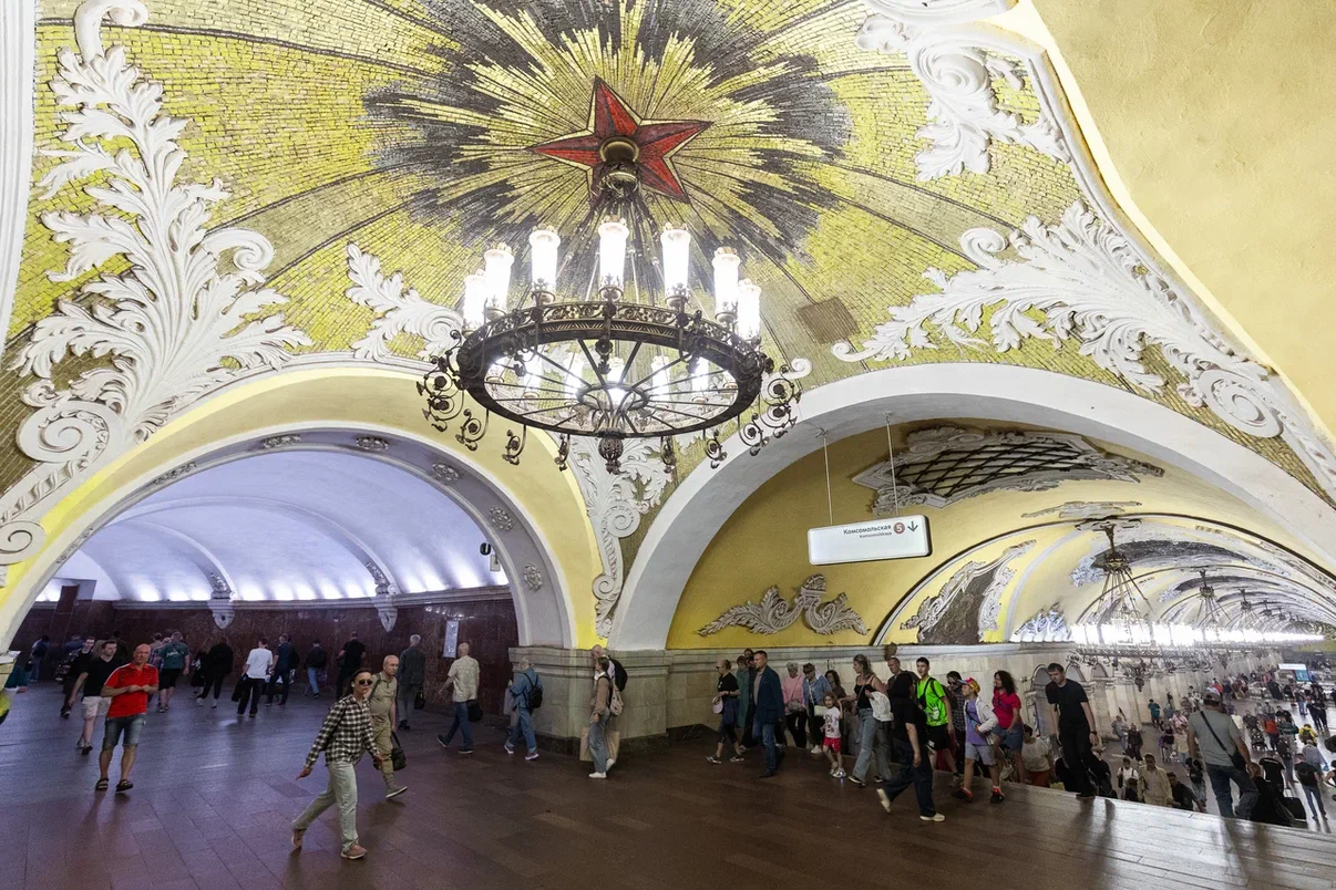 Метрополитен опубликовал десять самых популярных станций в начале сезона отпусков