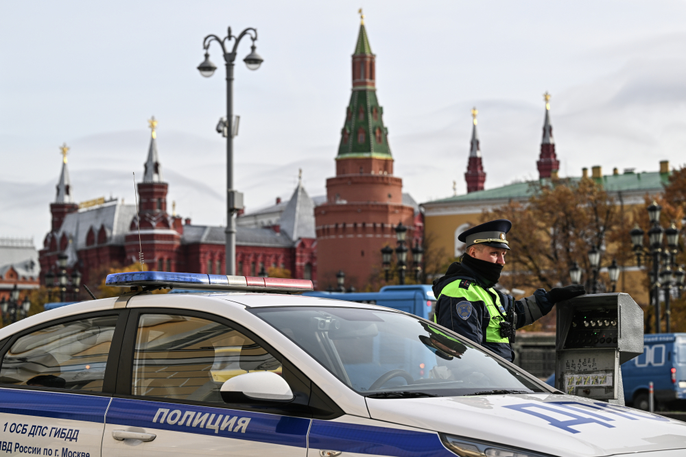 90 лет на страже безопасности: в России отмечают День ГИБДД