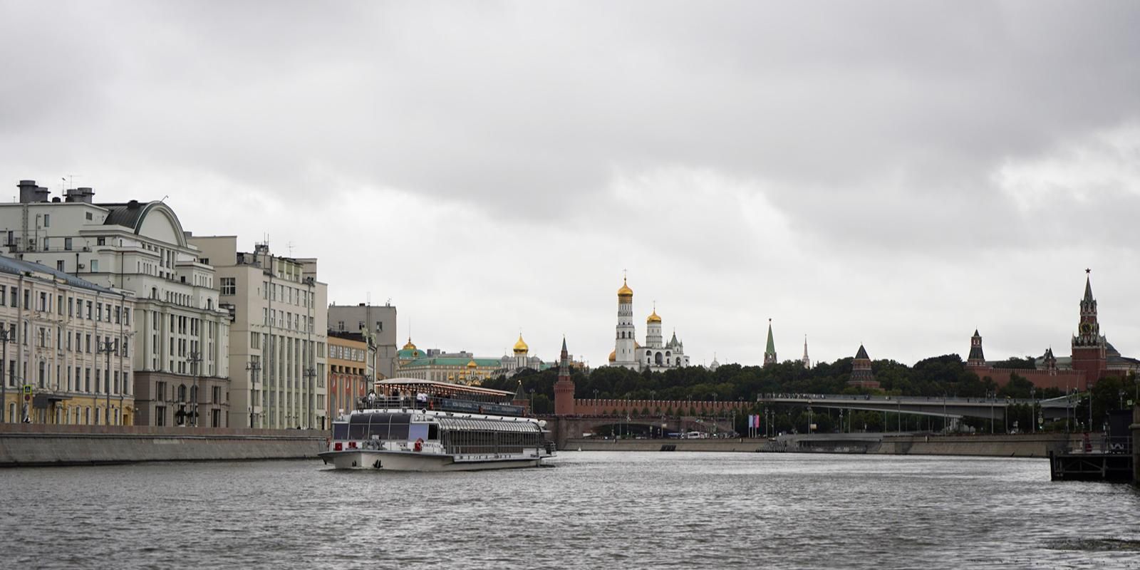 «Мосводосток» дежурит на территориях столицы в связи с предстоящим дождем