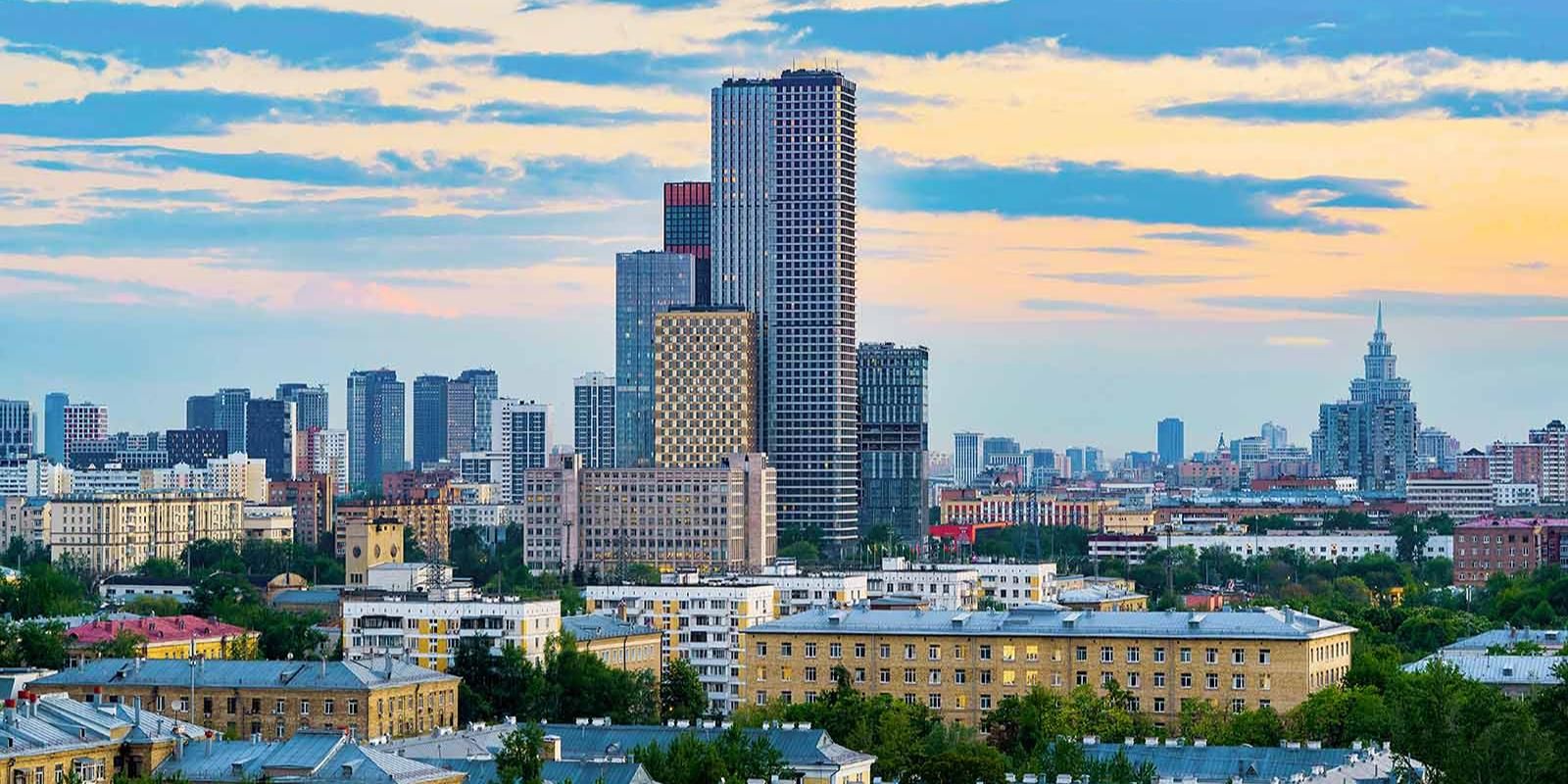 Москва подготовила программу мероприятий к 70-летию Дня строителя