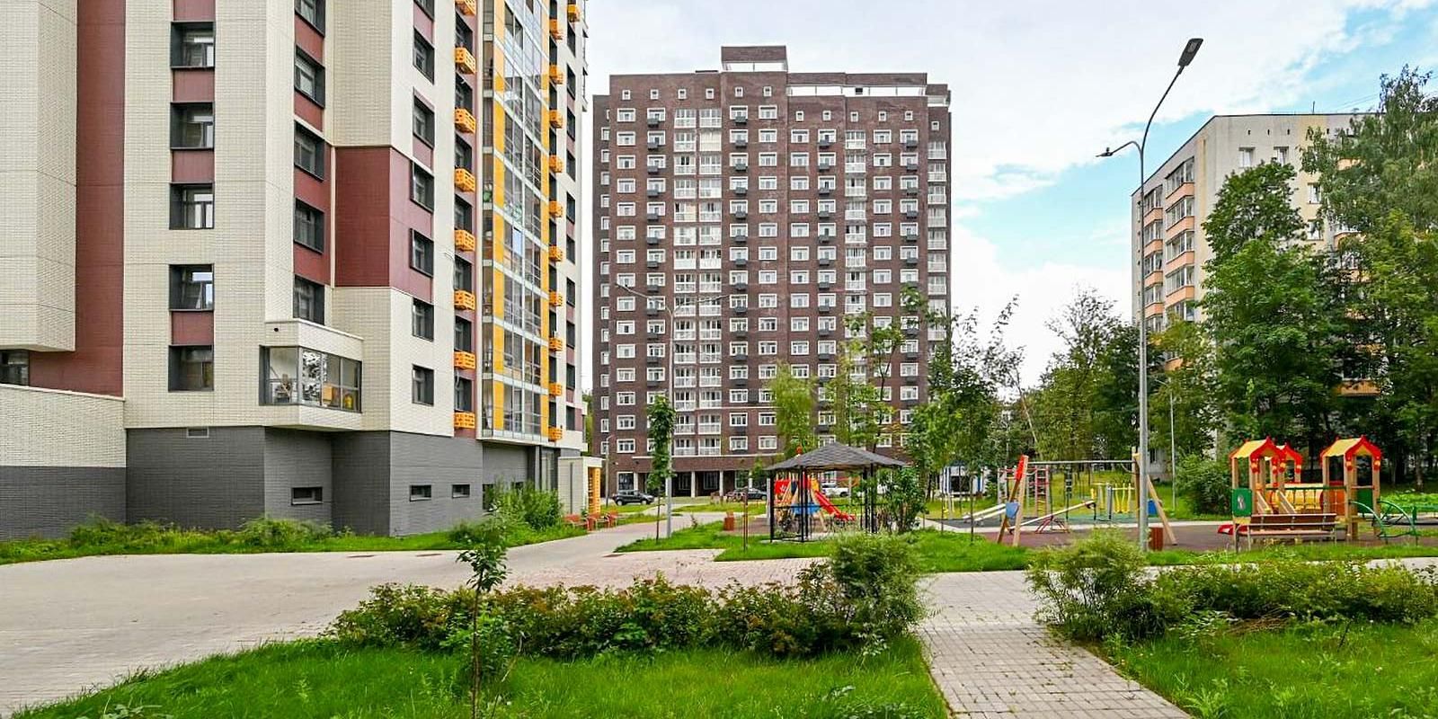Порядка 40 новостроек передали на юге Москвы под заселение по программе реновации