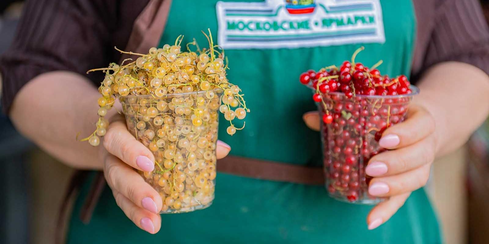 Сезон смородины и вишни стартовал на московских ярмарках