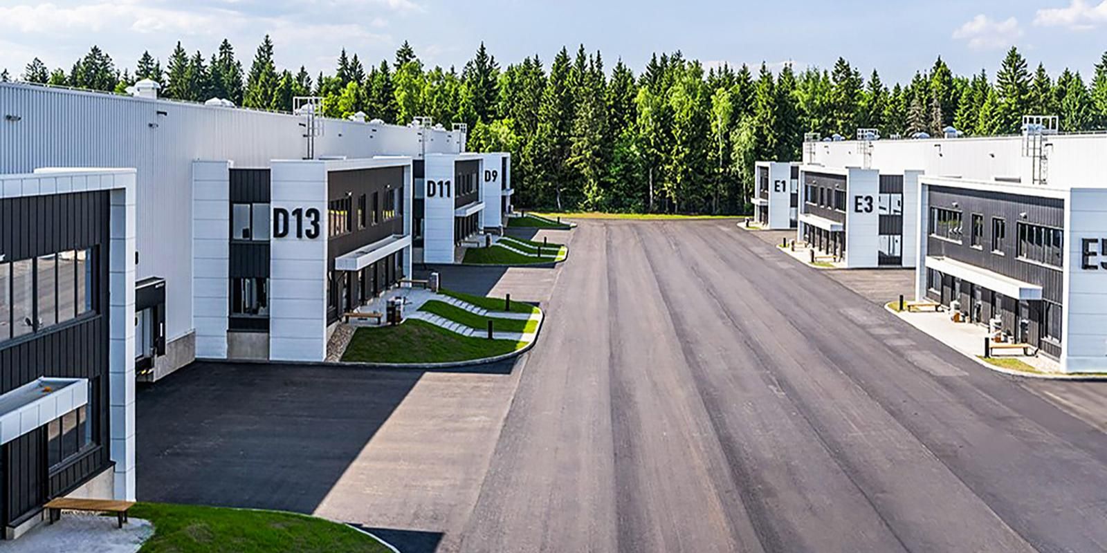 Собянин: Завершено строительство промышленного парка «Сенькино»