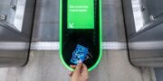 Пользователи «Метро Москвы» сэкономили тысячу лет на проездном по «заморозке»