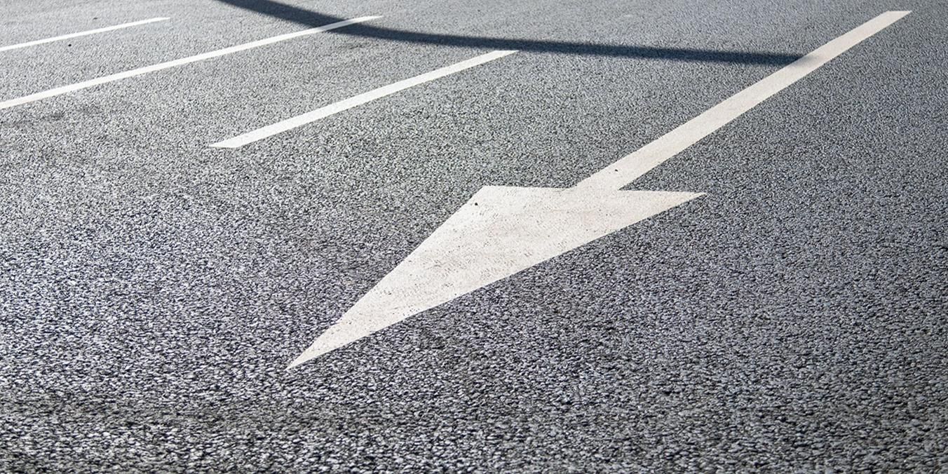 Движение перекроют на участках Приозерной улицы с 8 августа до 30 октября