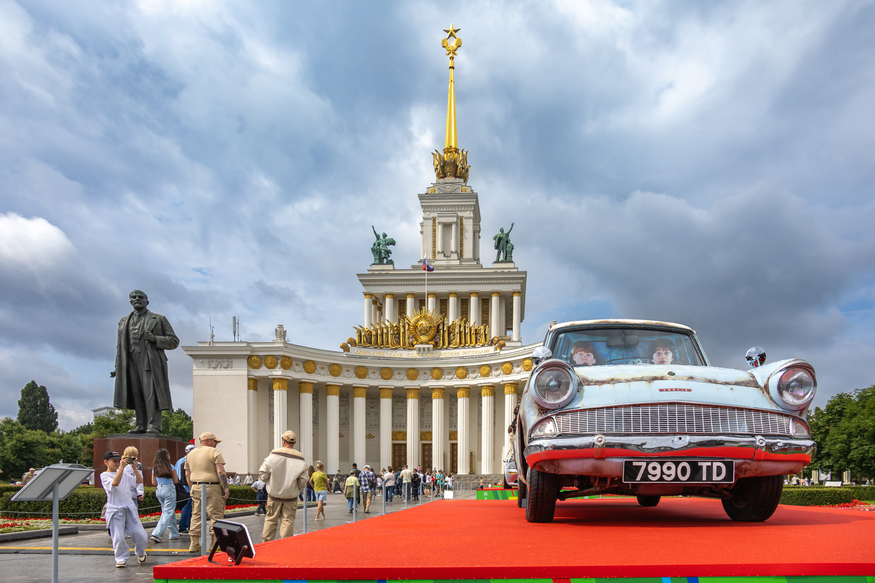 Торжественное открытие автофестиваля «ПроДвижение — 2026»