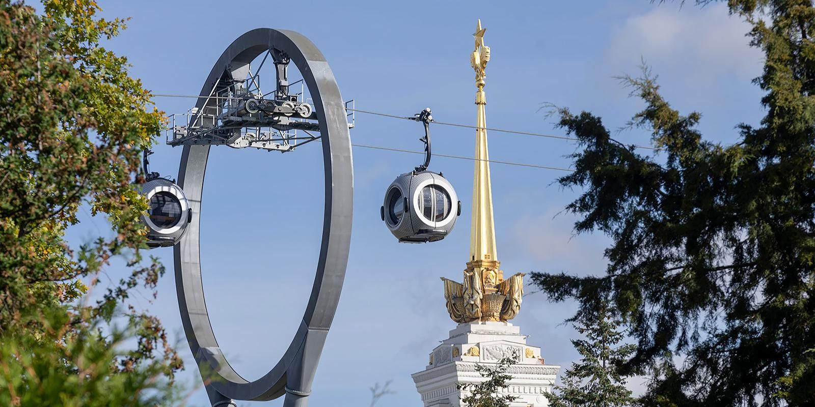 Работа канатной дороги на ВДНХ приостановлена в связи с погодными условиями