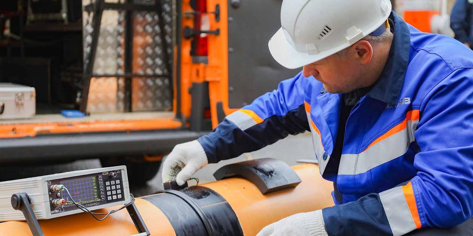 Строительство газопровода на востоке столицы завершено наполовину