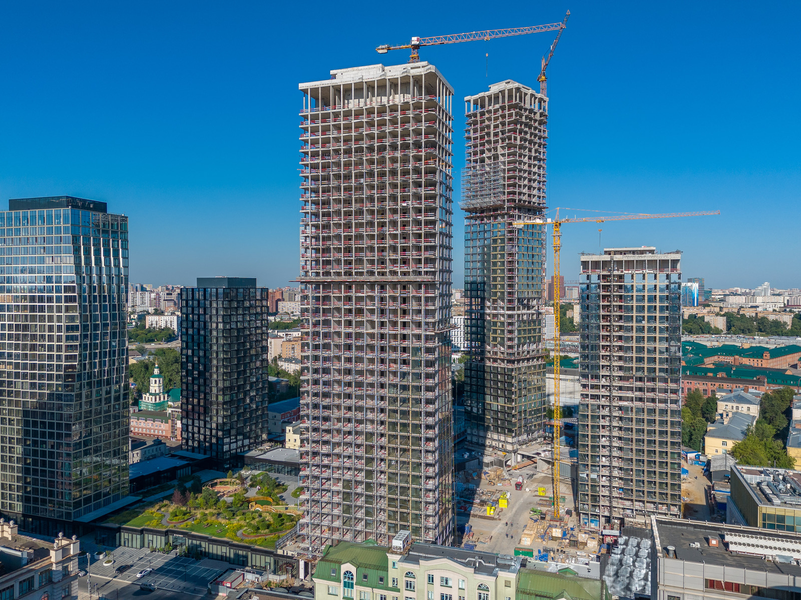 Мосгосстройнадзор: Три дома жилого комплекса на Летниковской улице полностью выполнены в монолите