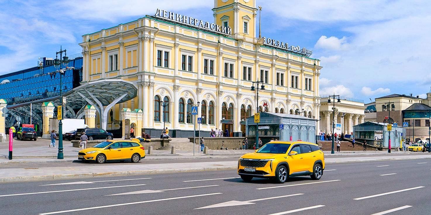 Число ДТП с участием такси и каршеринга в Москве снизилось на 4% и 31%