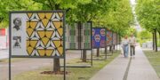 Стендовая выставка «Октябрь» открылась в парке искусств «Музеон»