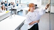 Удобную навигацию создают в реконструируемых школах Москвы