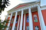 Пресс-показ спектакля «Брак по-итальянски» состоится в городе 14 апреля