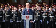 Собянин, Кравцов и патриарх Кирилл поприветствовали участников парада кадет