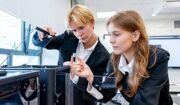 Современное оборудование установят в обновленных столичных школах