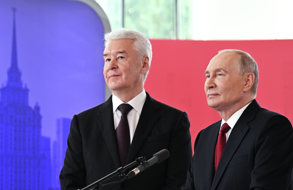 Путин и Собянин открыли обновленный стадион «Торпедо»