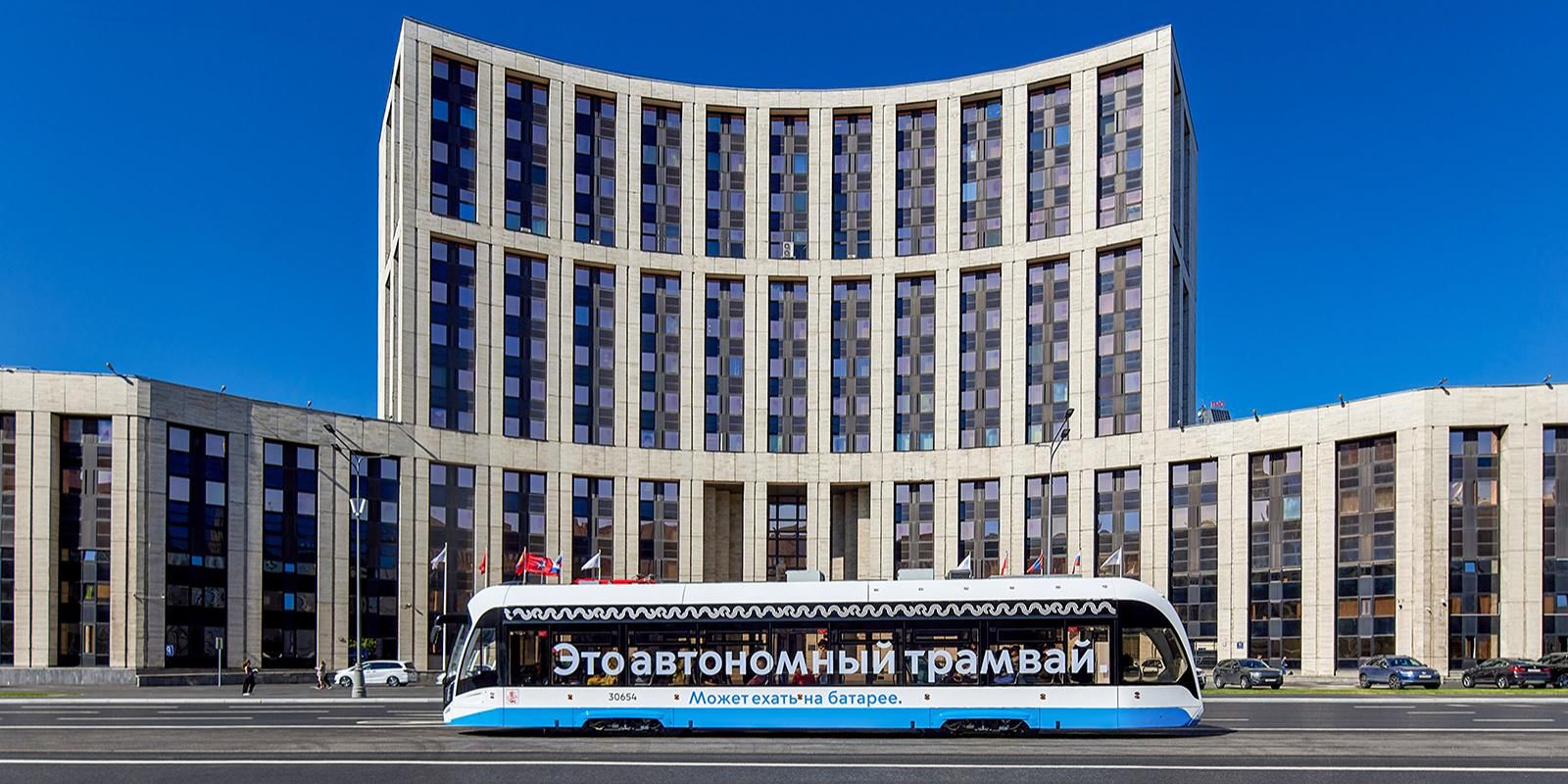 Более 28,7 миллиона поездок совершили пассажиры трамвайных маршрутов на проспекте Академика Сахарова за год