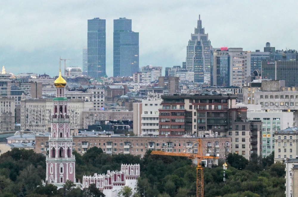 Собянин: Около 60 регионов РФ уже получили помощь от Москвы в этом году