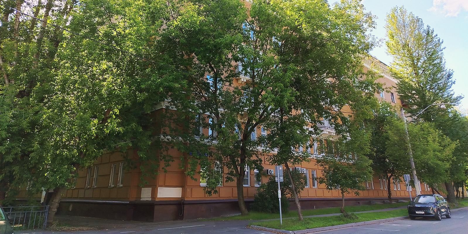 Крупное помещение недалеко от станции метро «Бульвар Рокоссовского» выставили на торги