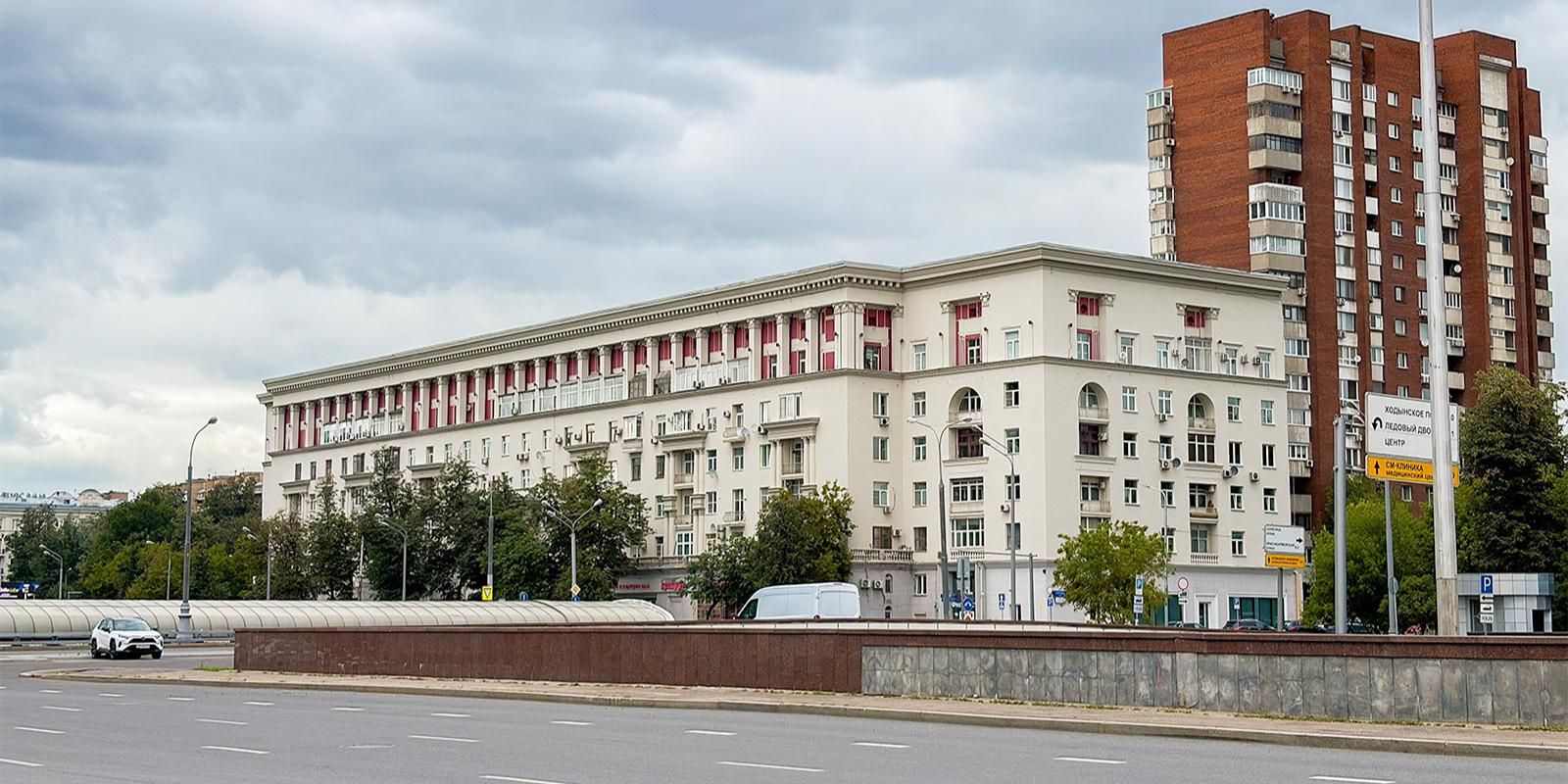 Дома летчиков-героев Советского Союза обновляют в Москве