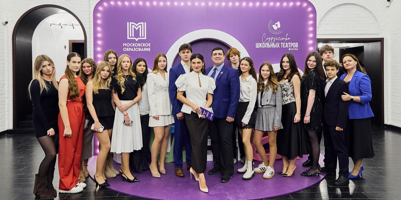 Лучшие детские и молодежные театральные коллективы наградили в столице