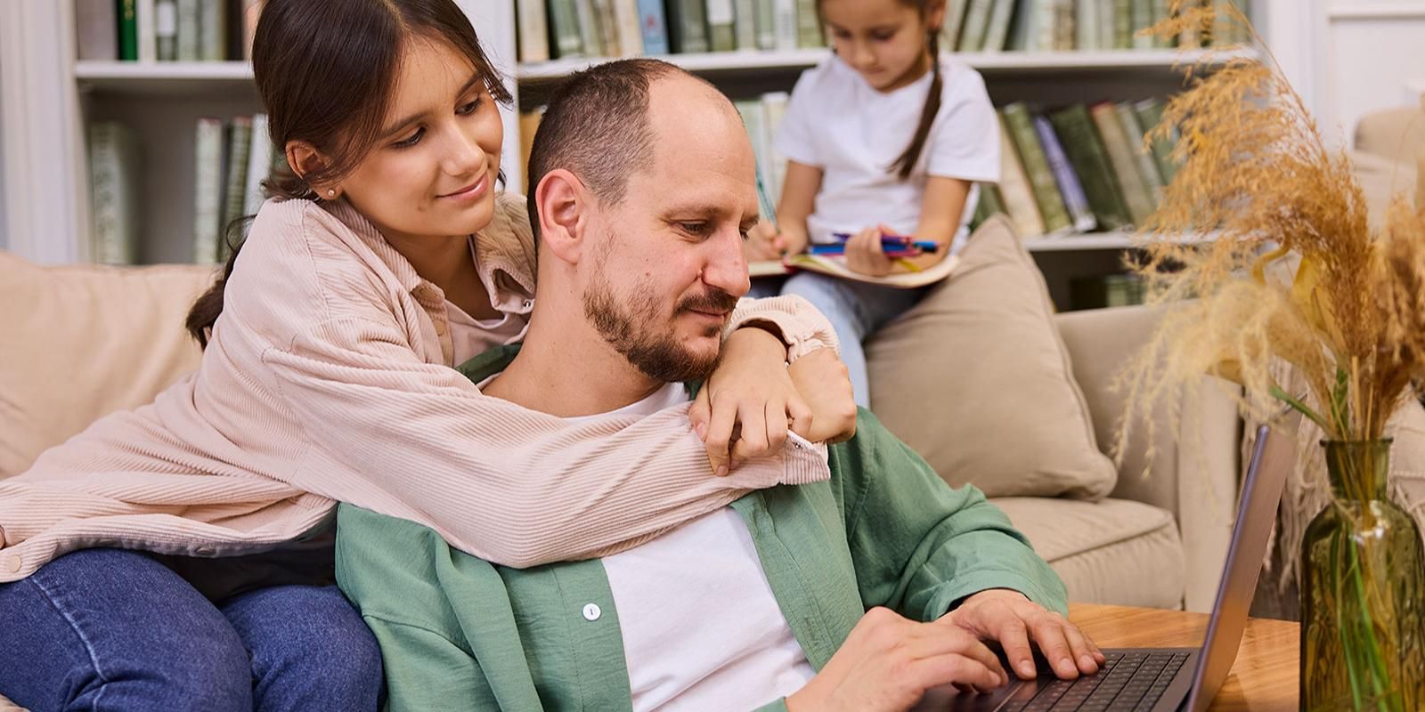 Суперсервисом для оформления документов воспользовались более 9 тыс. раз за девять месяцев